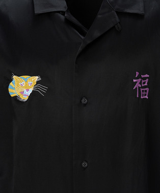 PHOTOCHROMIC EMBROIDERY SHIRT 詳細画像