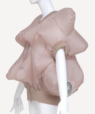 WIND FAN BUMP VEST 詳細画像