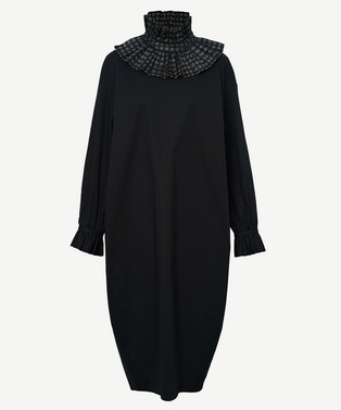 RUFFLE COLLAR DRESS 詳細画像